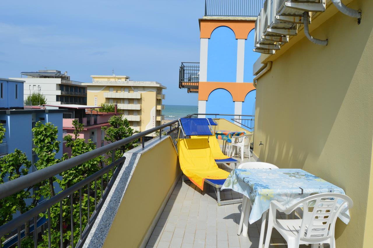 Hotel Dear Rímini Exterior foto